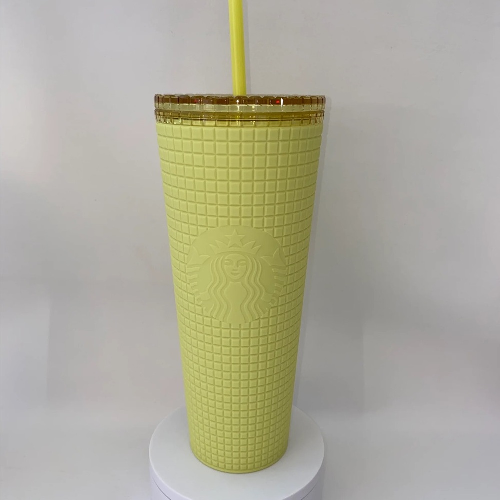 NWT Starbucks’s matte yellow studded tumbler